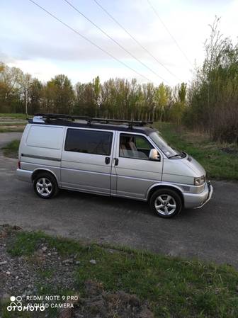 Volkswagen Caravelle - 27