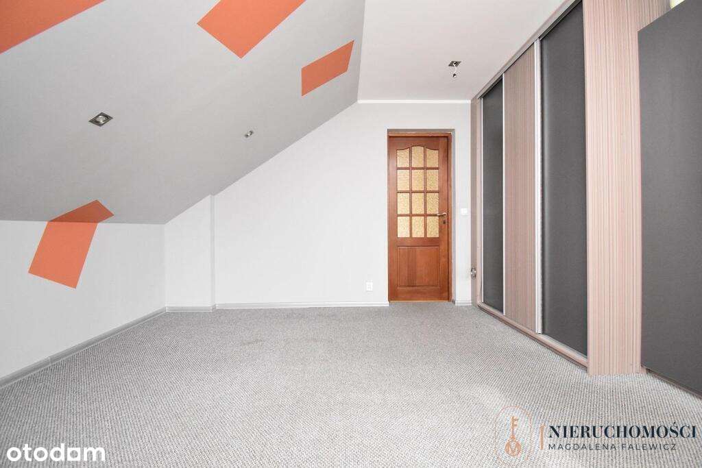 Okazja! urokliwy dom wolnostojący z garażem!-19