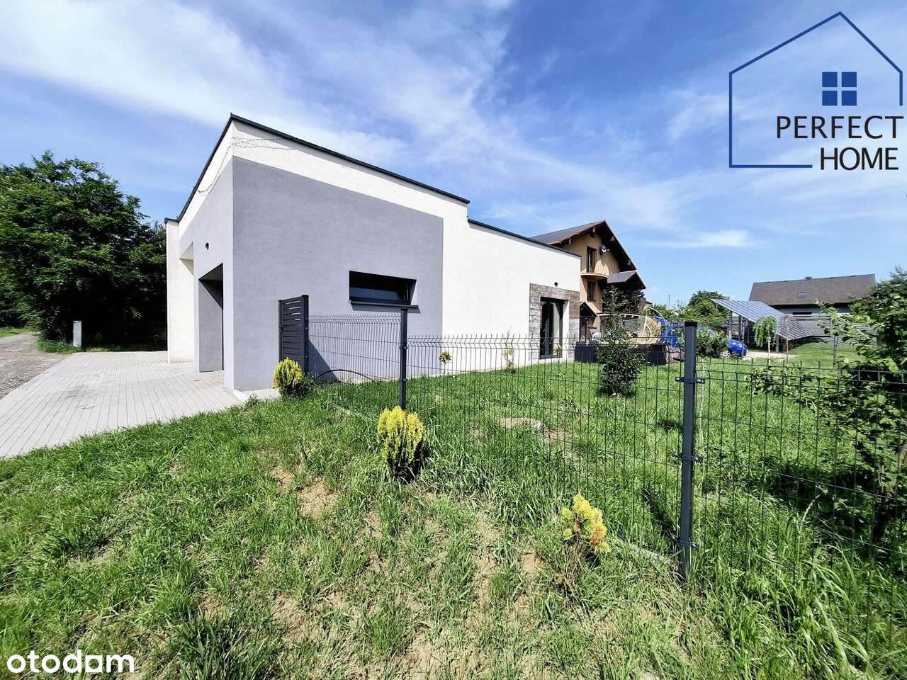 Solidnie wykończony Dom z 2022r. + murowany garaż-19