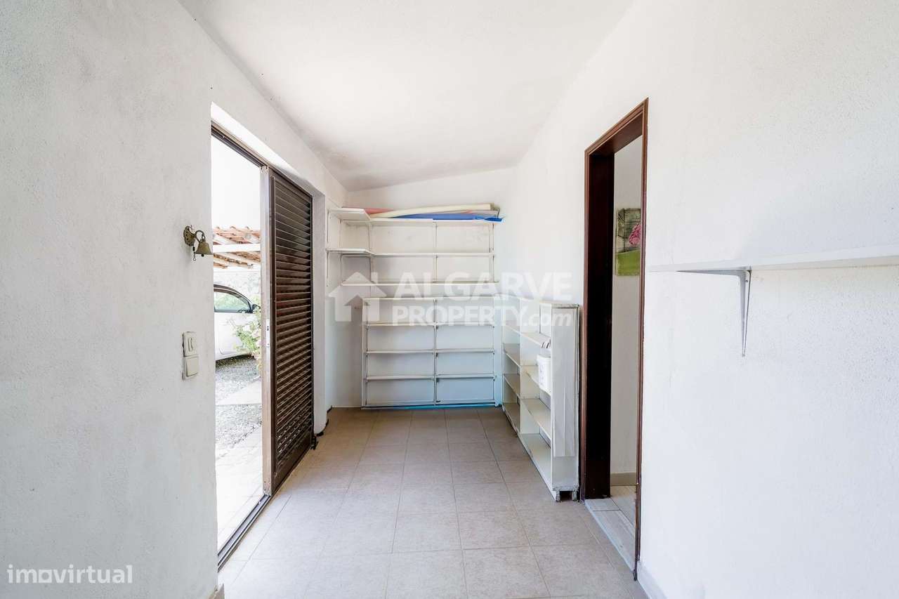 Moradia térrea em lote privado com três quartos perto golfe da Quinta-23