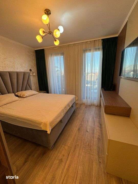 Apartament 3 camere *penthouse* - zona Coloana Infinitului - Imagine principală: 3/10