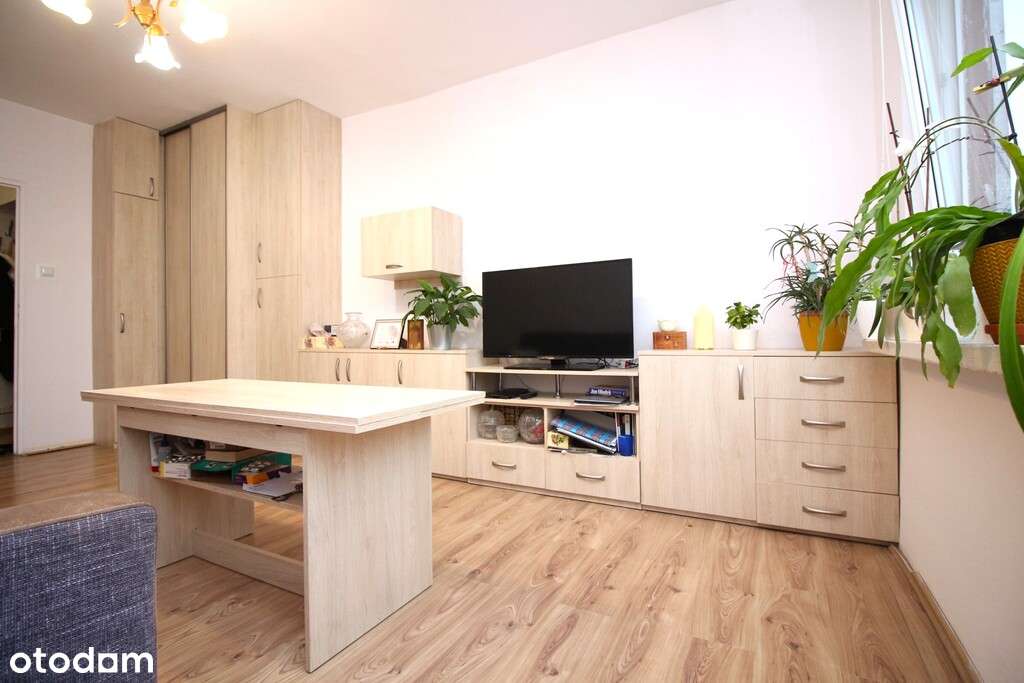 3-pokojowe mieszkanie z balkonem - Os. Letnie - Pełny obrazek: 2/12