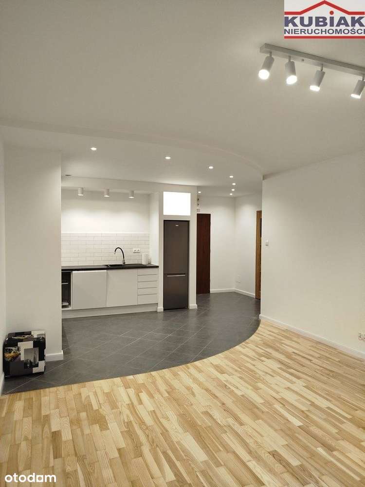 Pruszków centrum 2009r. po gen. remoncie Już Wolne-7