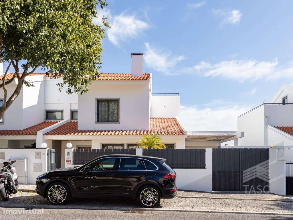 Moradia Geminada em Bicesse-47