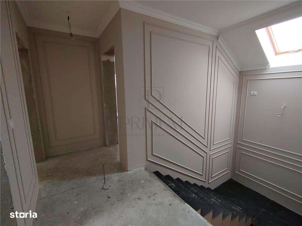Casa Individuala - RONAT - Dormitor la parter - bucatarie separata.-9
