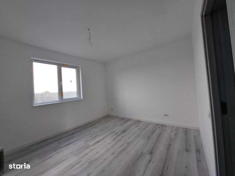 Pantelimon Ilfov p+pod inalt pe placa de beton,3cam,2bai,300mp,comis0% - Imagine principală: 5/8