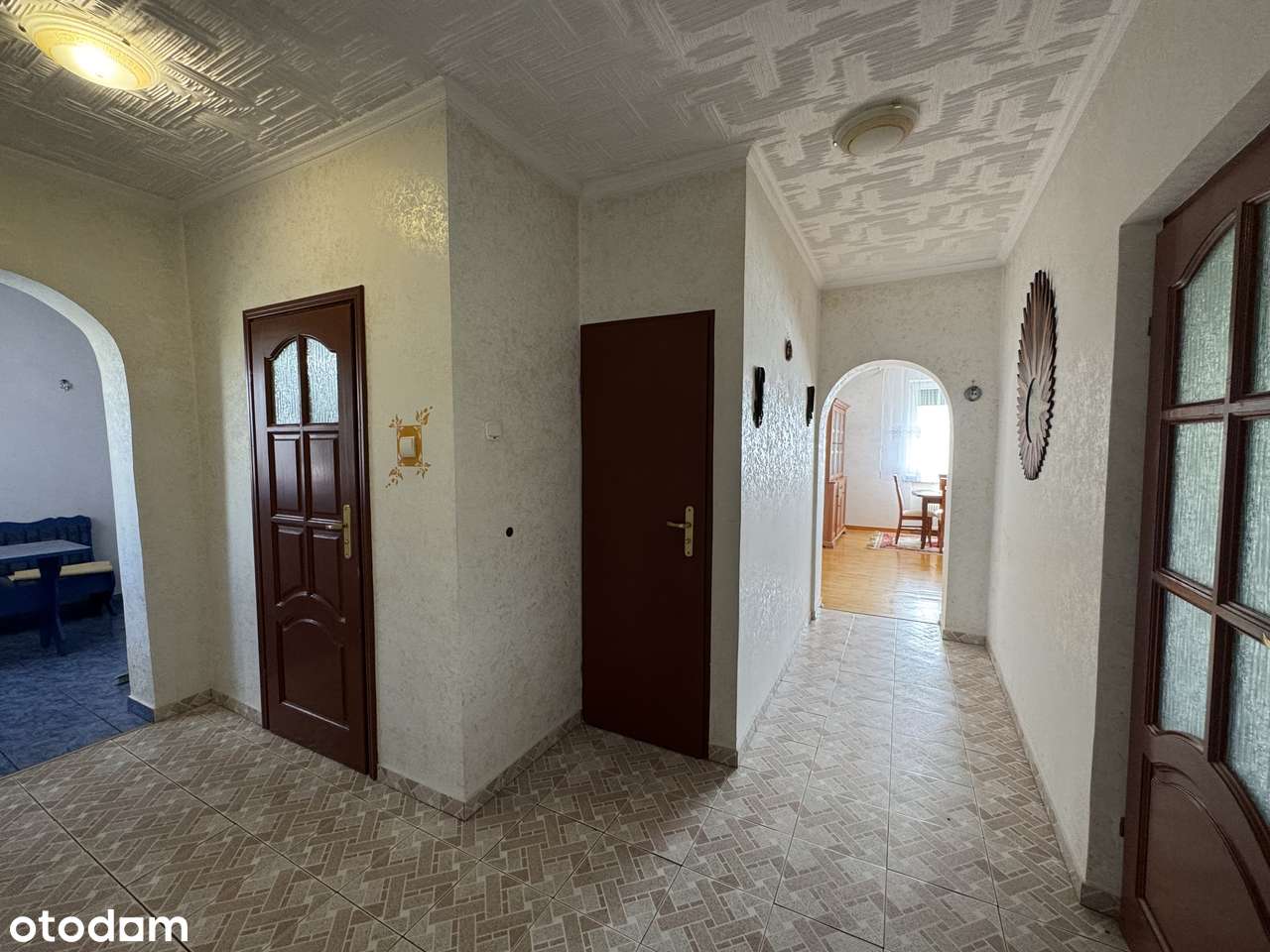 Grochowe - przestronny dom, zabudowania gospodarcze, działka 16 arów!-14