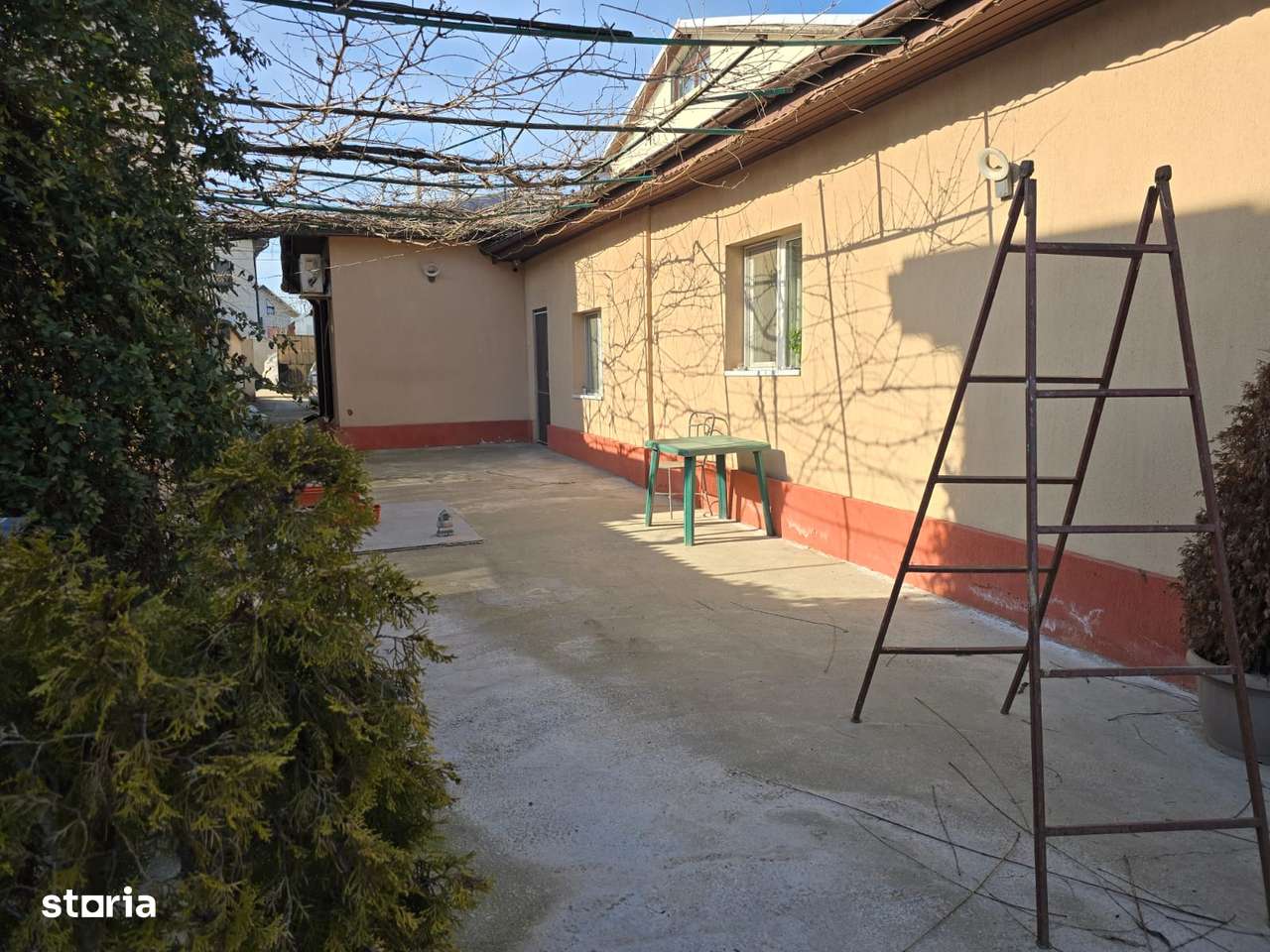 Casa 4 camere,300 m de blv.,640 mp teren/Com.Berceni-0