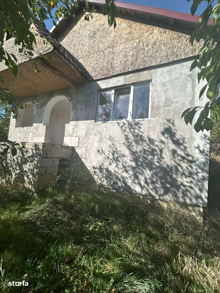 Casa din 2013 in Mogosesti foarte aproape de asfalt-6