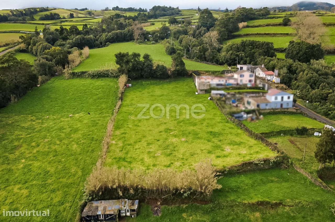 Terreno Rústico com Enquadramento Urbano. Santo António, Ponta Delg... - Grande imagem: 5/18