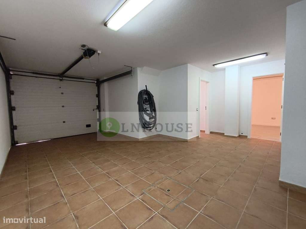 Moradia T4 com piscina e garagem - Castro Marim-46