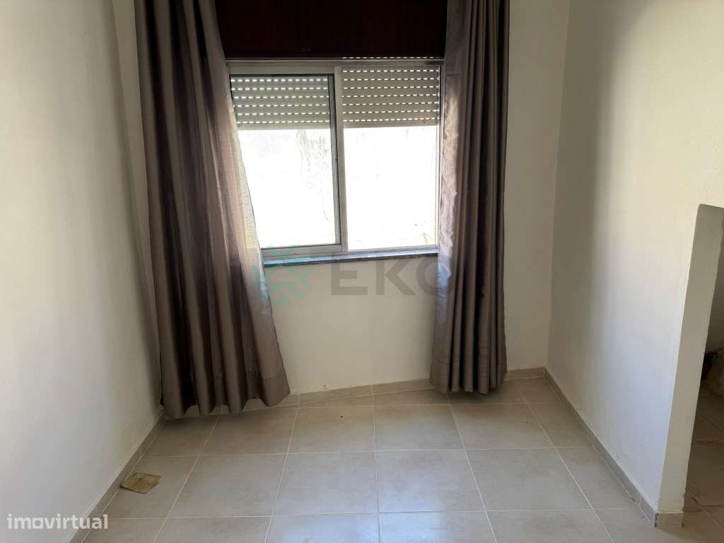 Apartamento t1 à venda na Rua da Capelinha-9
