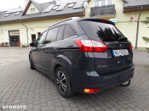 Ford Grand C-MAX - 5