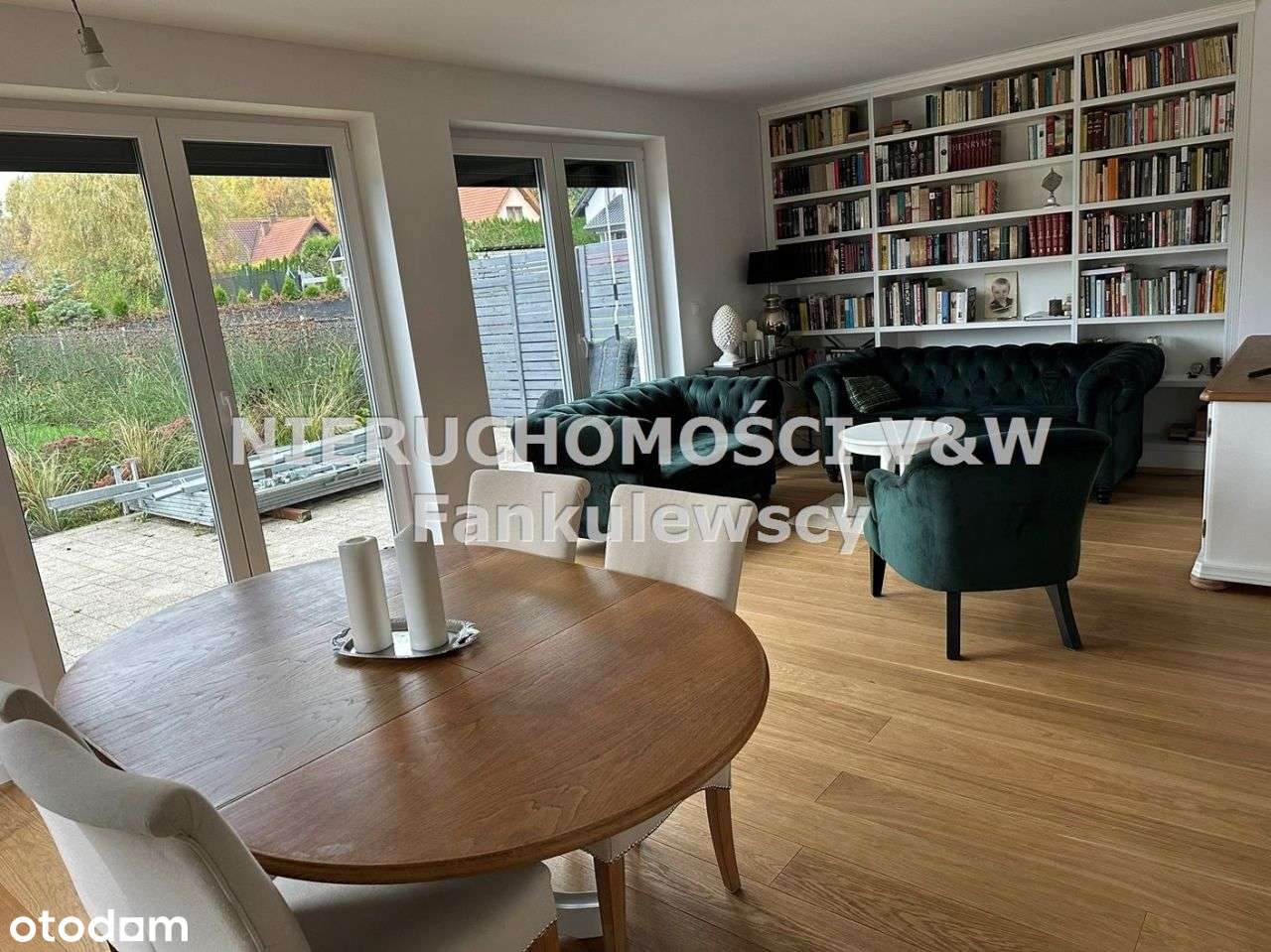 Luksusowa połowa domu w zabudowie bliźniaczej-6