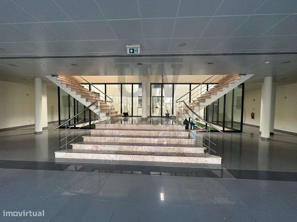 Armazém Industrial, Santarém, 4.000m2-32