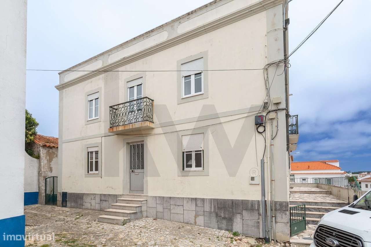 Prédio no Sítio da Nazaré - Grande imagem: 2/60