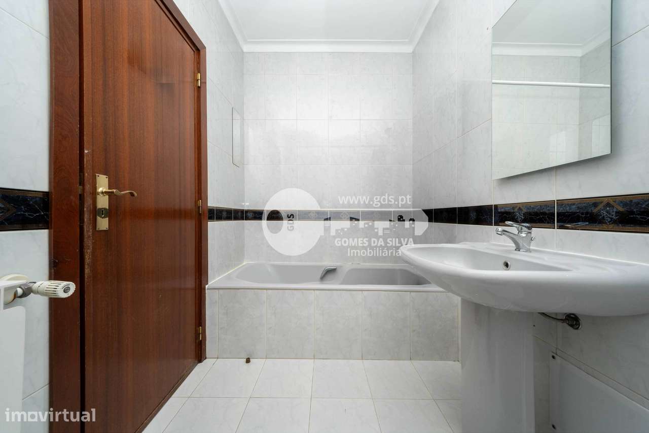 T5 Duplex na Rua Bernardo Sequeira, São Vítor-30