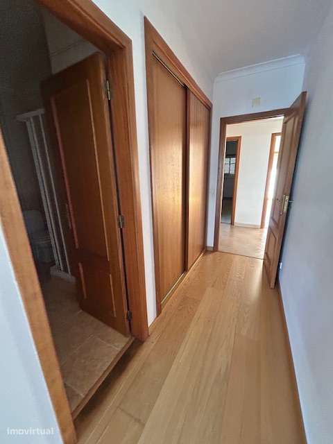 Apartamento T3 c/ terraço e garagem em Leiria-6