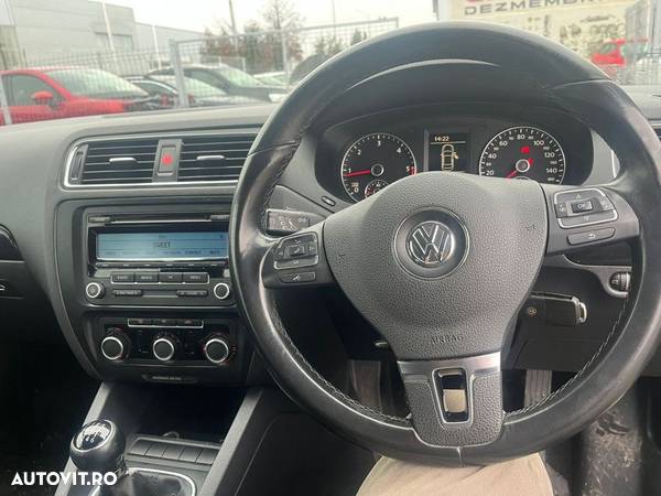 Interior complet Volkswagen Jetta 2011 SEDAN 2.0 TDI - 6