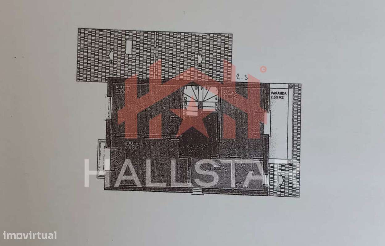 Moradia T4 / Jardim e Garagem / Cela-47