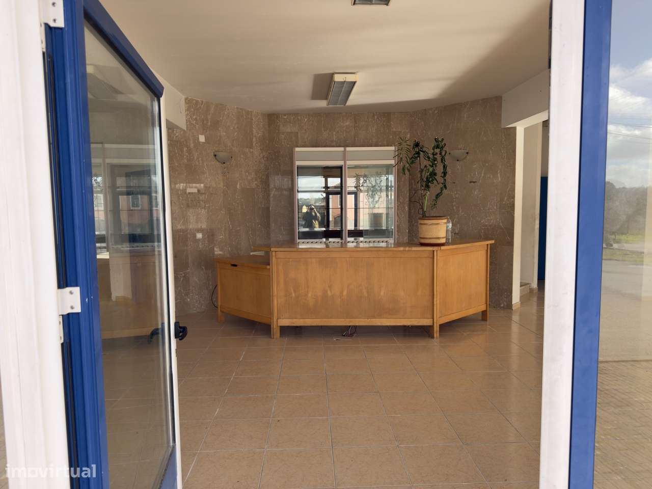 Armazém próximo de Pombal com 800 m² + escritórios (2 pisos) - Grande imagem: 3/19