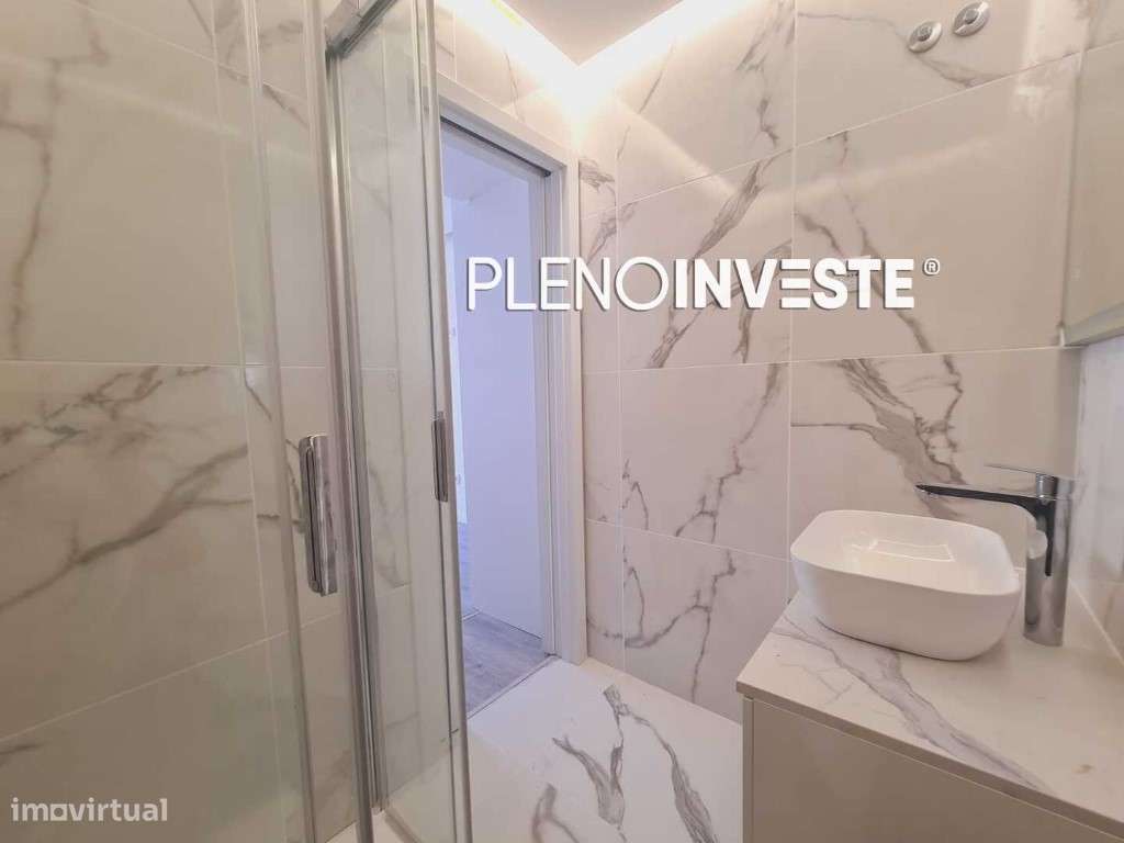 T2 Totalmente Remodelado com Varanda nas Paivas-37