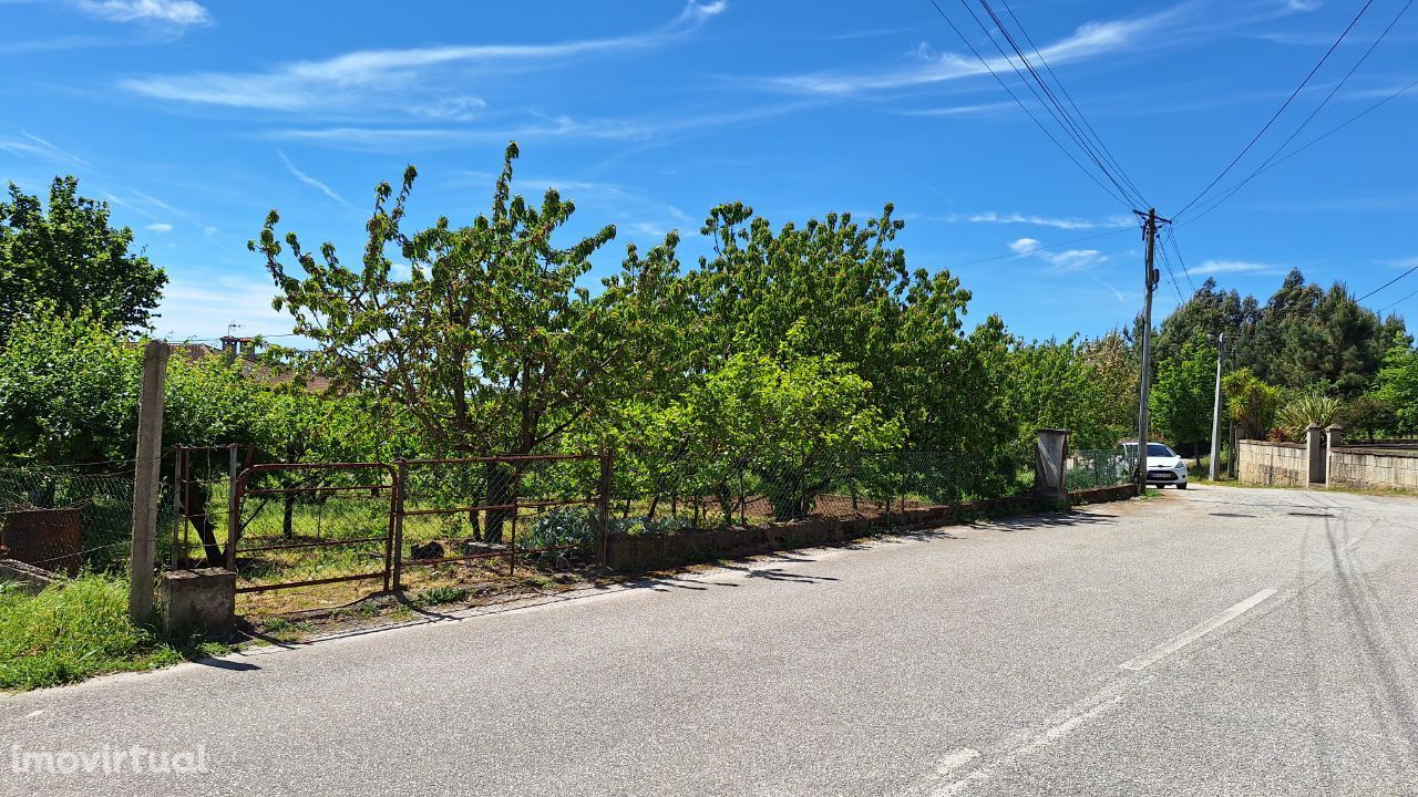 Terreno para construção de moradia isolada na Póvoa de Sobrinhos