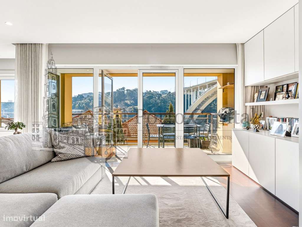 EXCELENTE APARTAMENTO T3 DUPLEX DE LUXO-CONDOMÍNIO PRIVADO-VISTA RI... - Grande imagem: 5/36