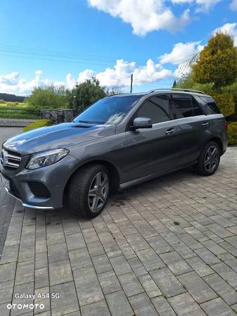 Mercedes-Benz GLE 350 d 4-Matic - 12