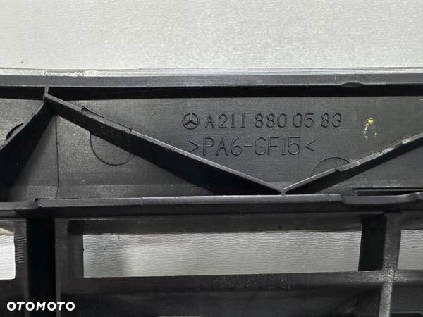 MERCEDES E W211 GRILL GRIL ATRAPA A2118800583 - 6