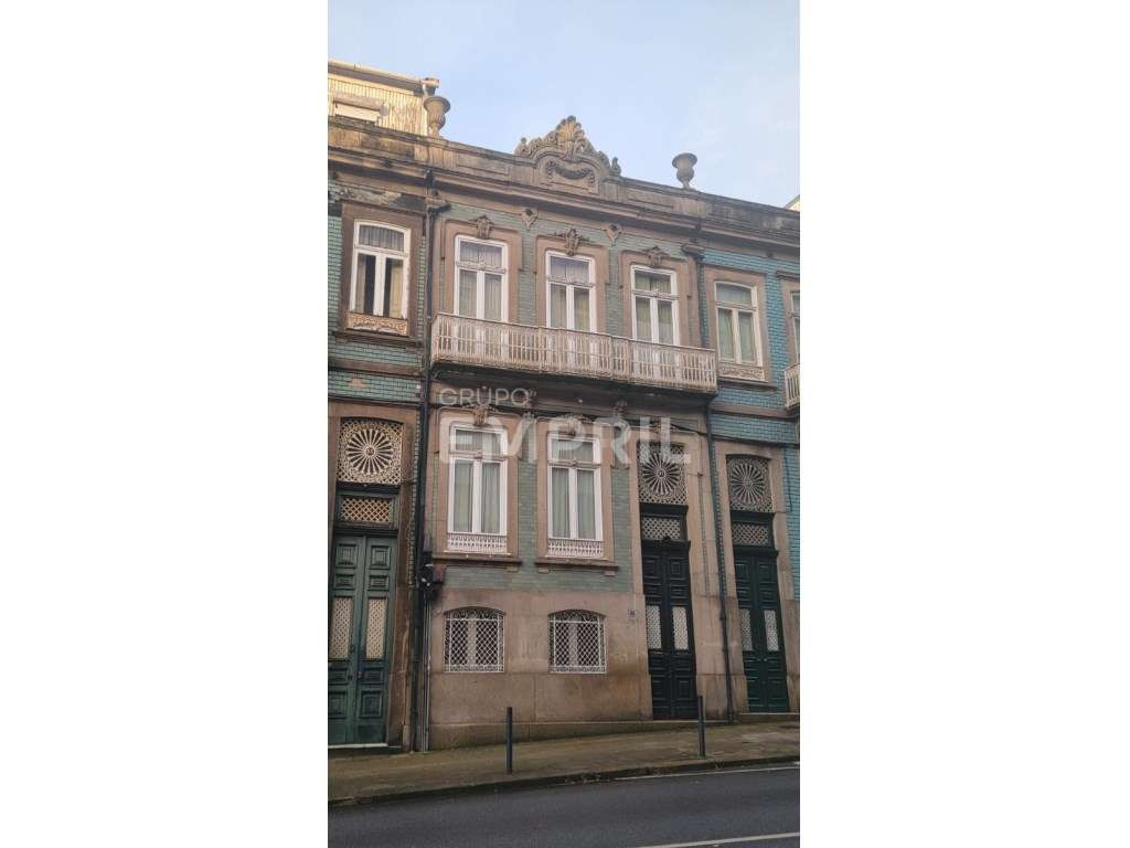 Edificio Alvares Cabral 91
