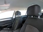 VW Passat Variant 1.6 TDI (BlueMotion ) Trendline - 16