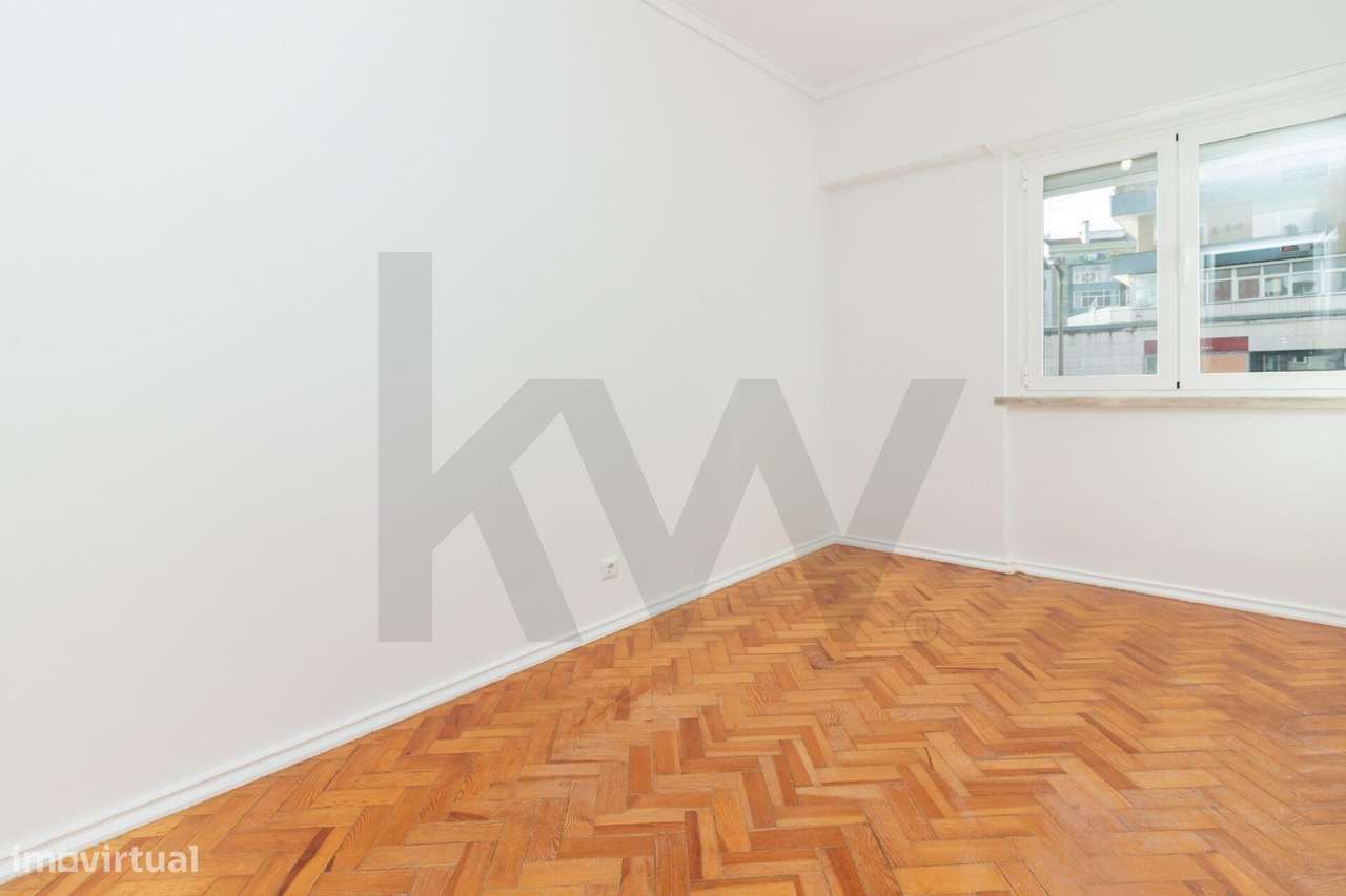 T2 em Benfica | Excelente Localização - Grande imagem: 5/18