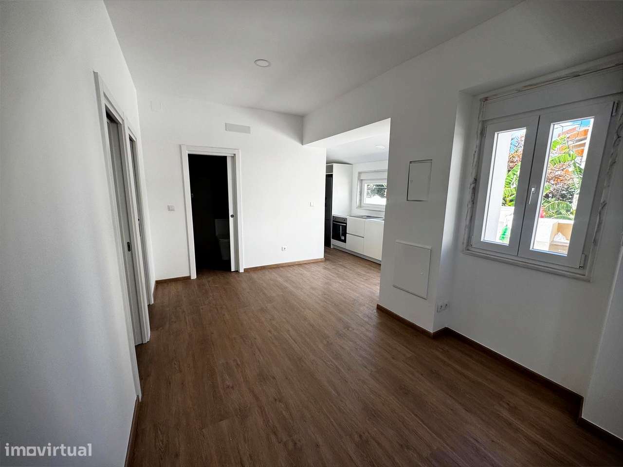 Apartamento T2 Centro Parede.-1