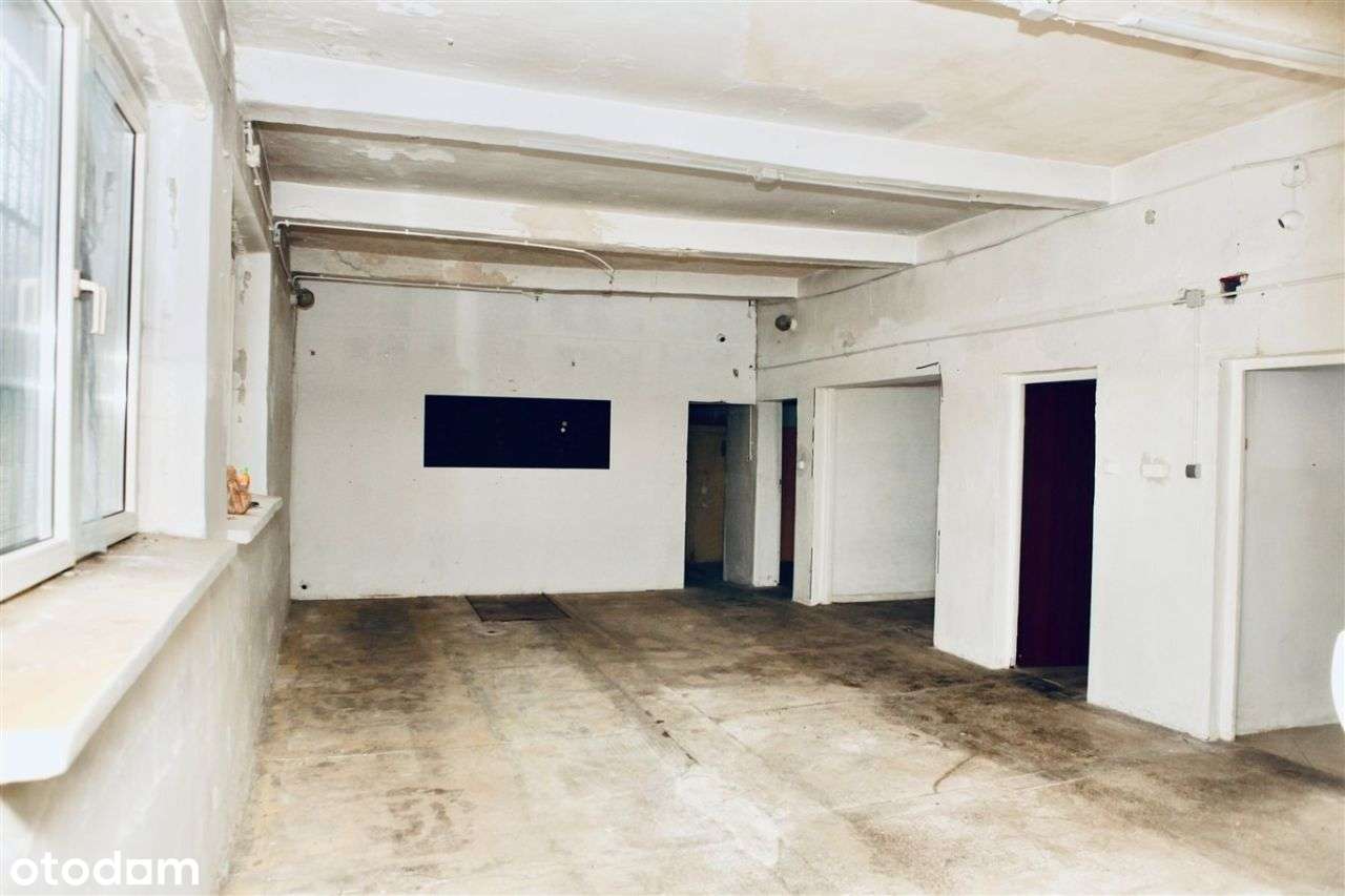 Dwa budynki. Mieszkalny i produkcyjno - magazynowy.-15