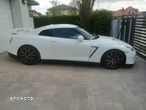 Nissan GT-R Premium Edition - 3