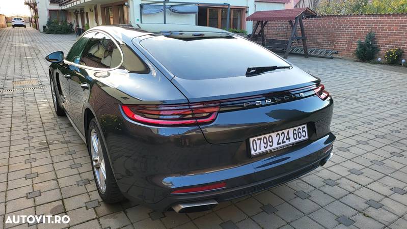 Porsche Panamera 4 Sport Turismo - 37