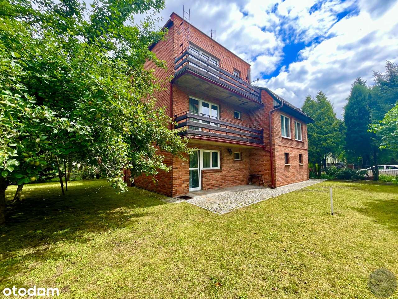 Dom Wolnostojący_210m2_Garaż_Ogród-19