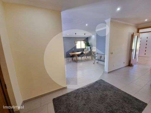 Moradia T4 com piscina - Olhão-21