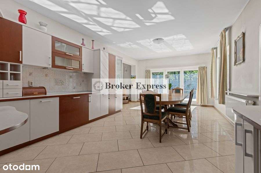 Dom w Konstancinie - Jeziornej!-7