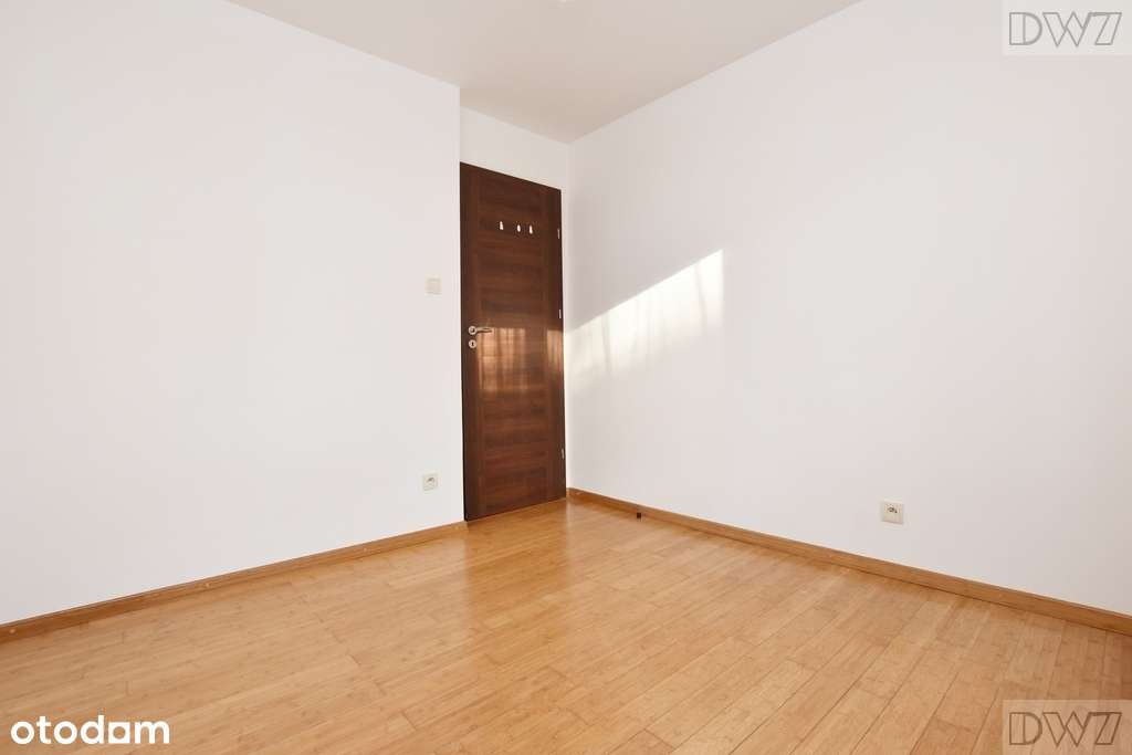 3 pok,oddzielna kuchnia,balkon,ul.Dobrego Pasterza-13