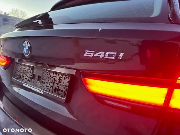 BMW Seria 5 540i xDrive mHEV Luxury Line sport - 10