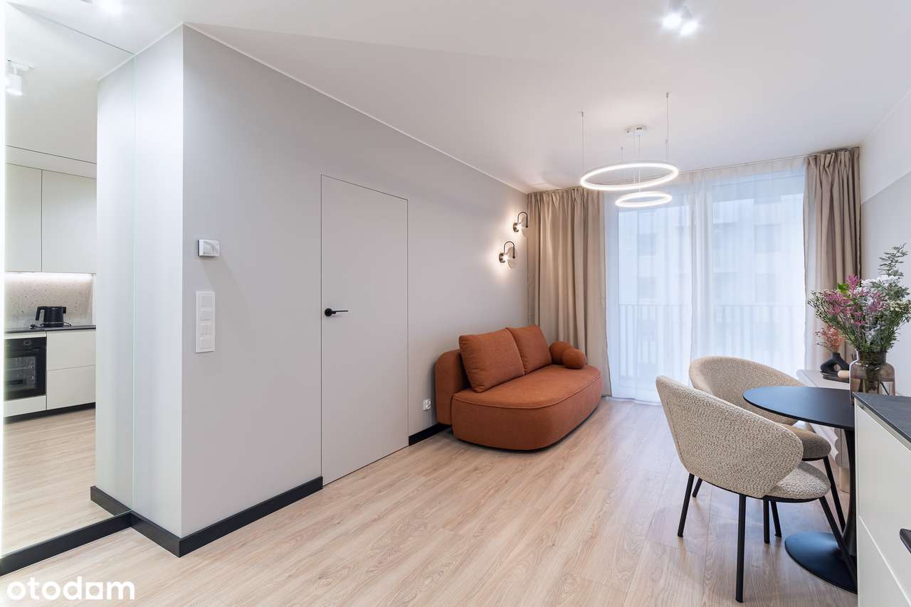 Na wynajem nowe 2 pokojowe mieszkanie przy ul. Błoń Janowskich w Rumi - Pełny obrazek: 4/16