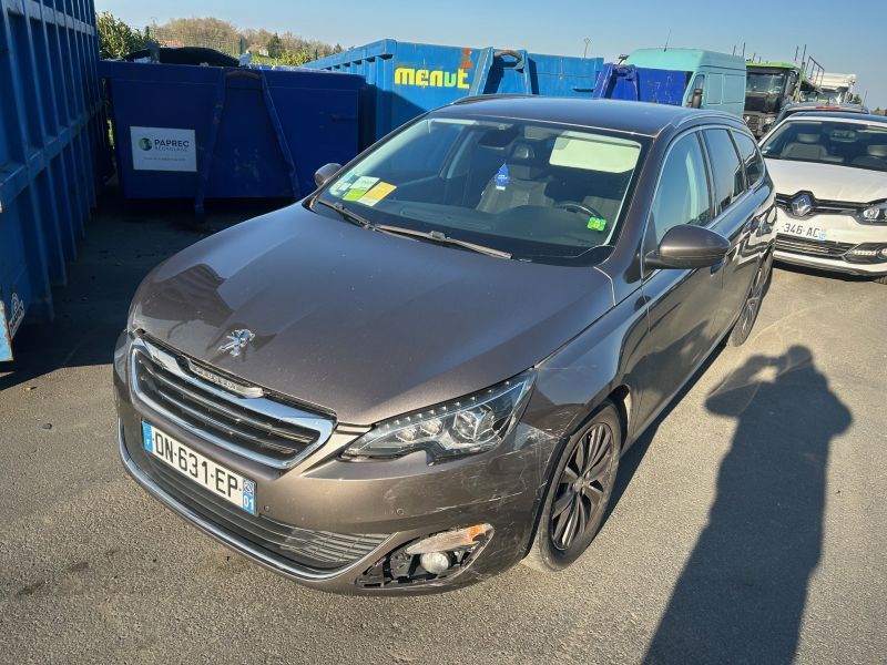 Peugeot 308 T9 2015