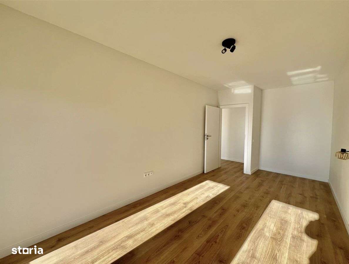 Ap 2 camere cu terasa de 10.42 mp, aer conditionat si jaluzele-5