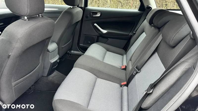 Ford Mondeo 1.6 Ambiente - 37