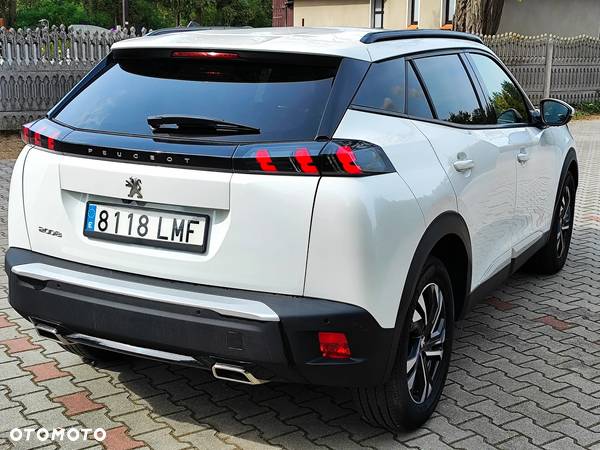 Peugeot 2008 PureTech 130 Allure Pack - 4