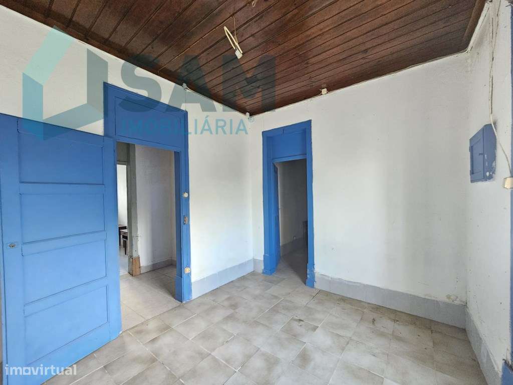 Terreno de 12.105 m2 com moradia Torres Vedras-16