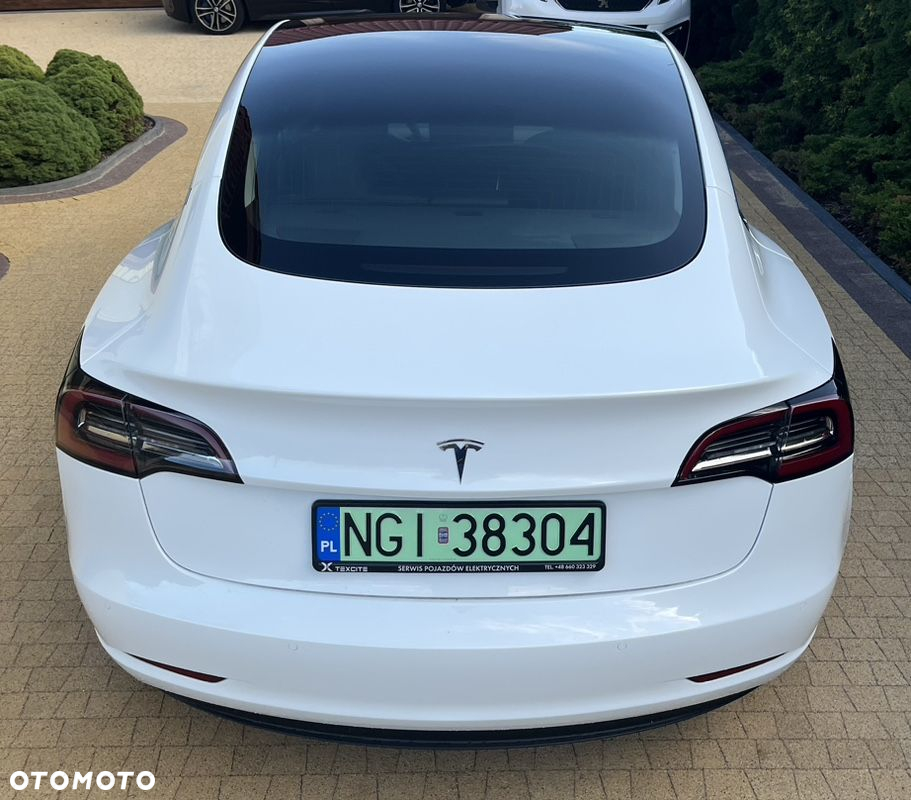 Tesla Model 3 Long Range AWD - 5