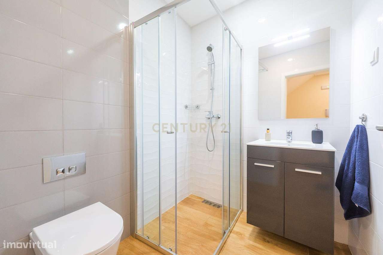 Moradia T3 localizada na aldeia de Cheleiros - Mafra-14